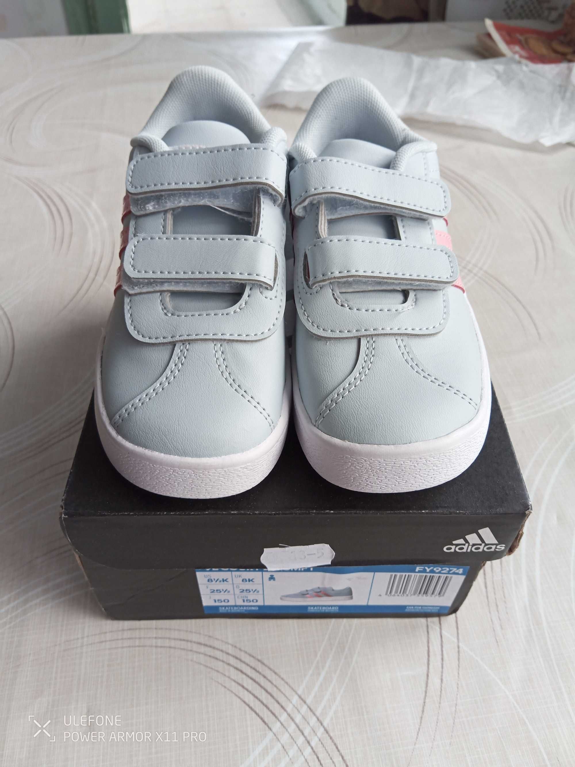 Нови Adidas VL Court 2.0 номер
 25 1/2