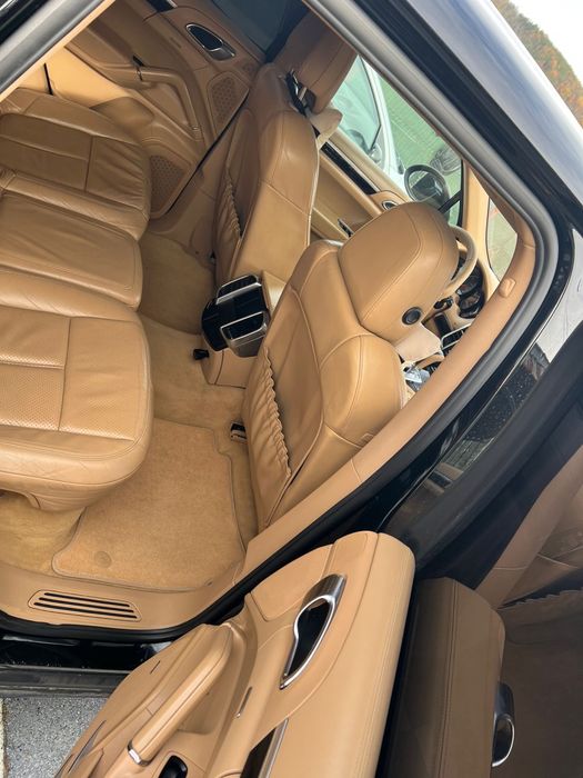 Porsche cayenne 2010