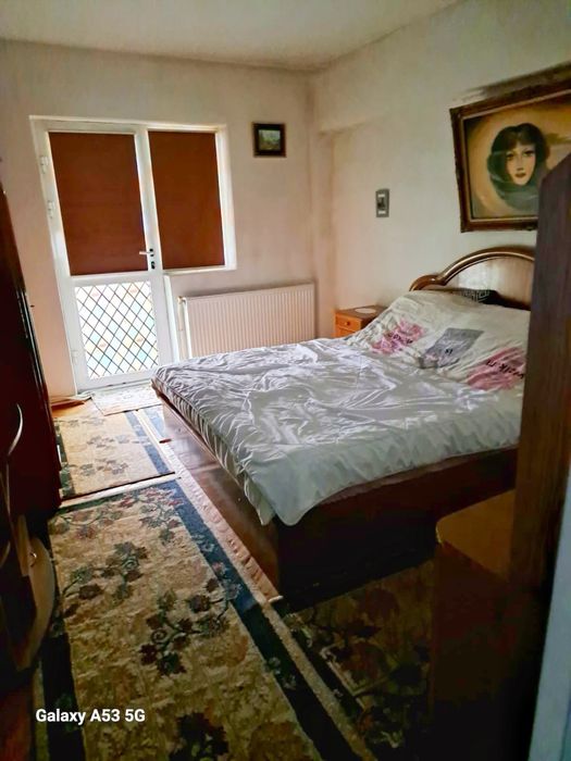 Vand apartament CENTRU 3 camere decomandat