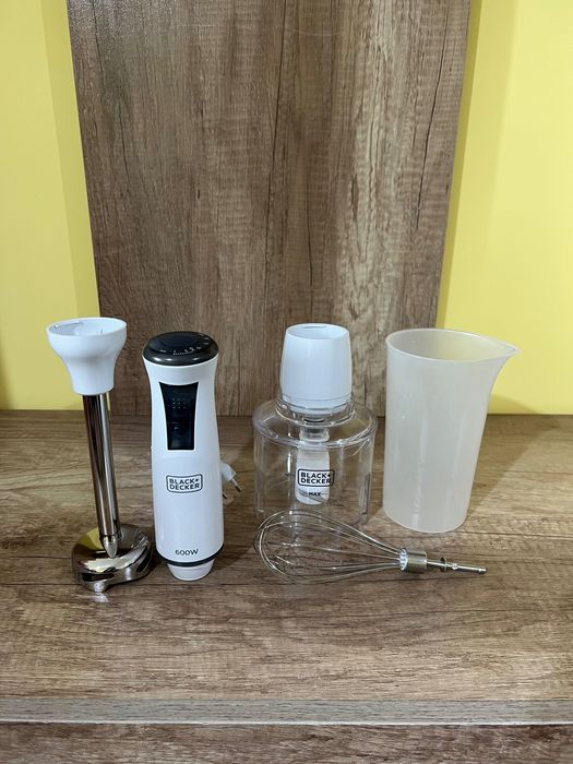 Пасатор Black&Decker BXHBA600E, 600 W, 3в1 Чопър и метална бъркалка
