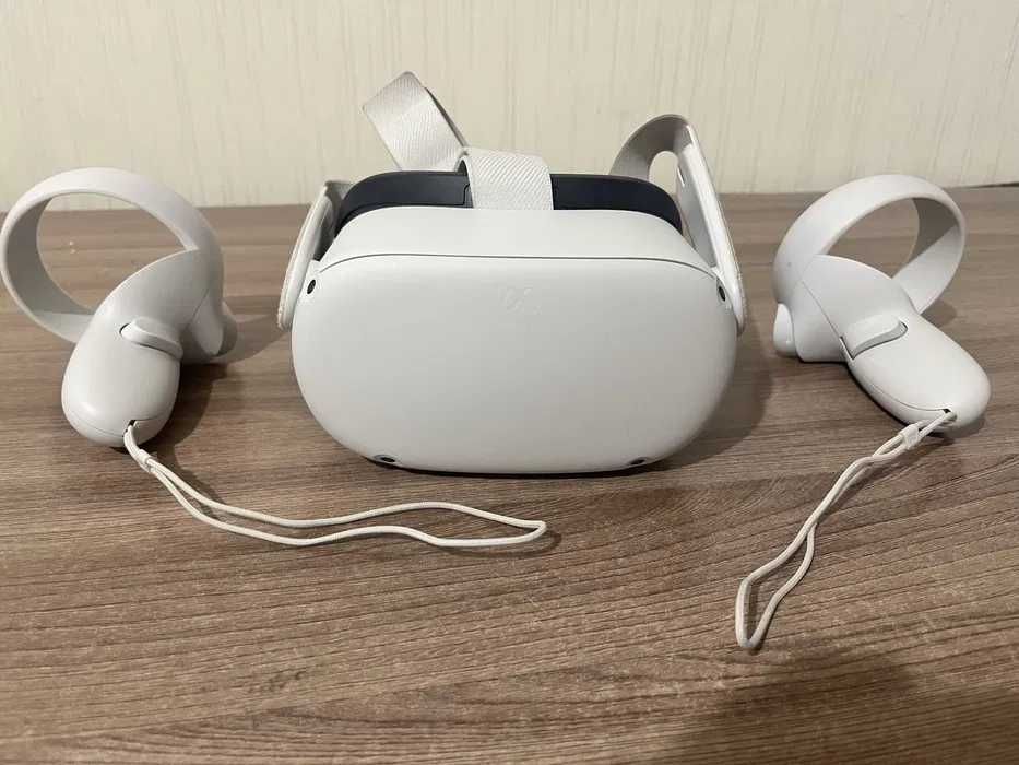 Oculus Meta Quest 2 — 64GB (срочно)