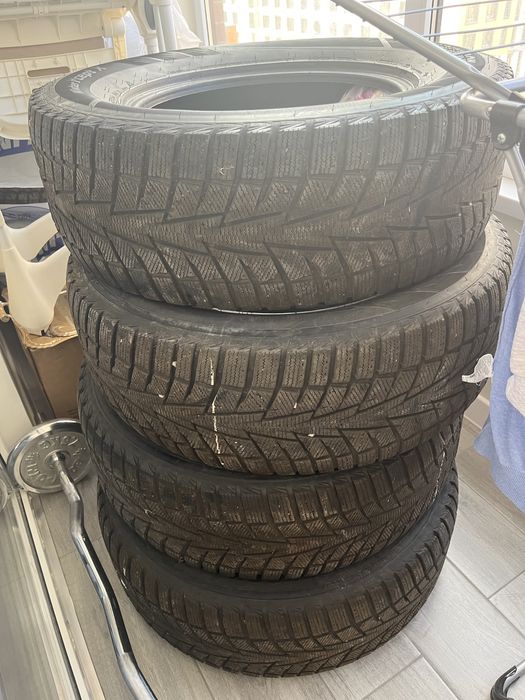 Продается зимний шыны