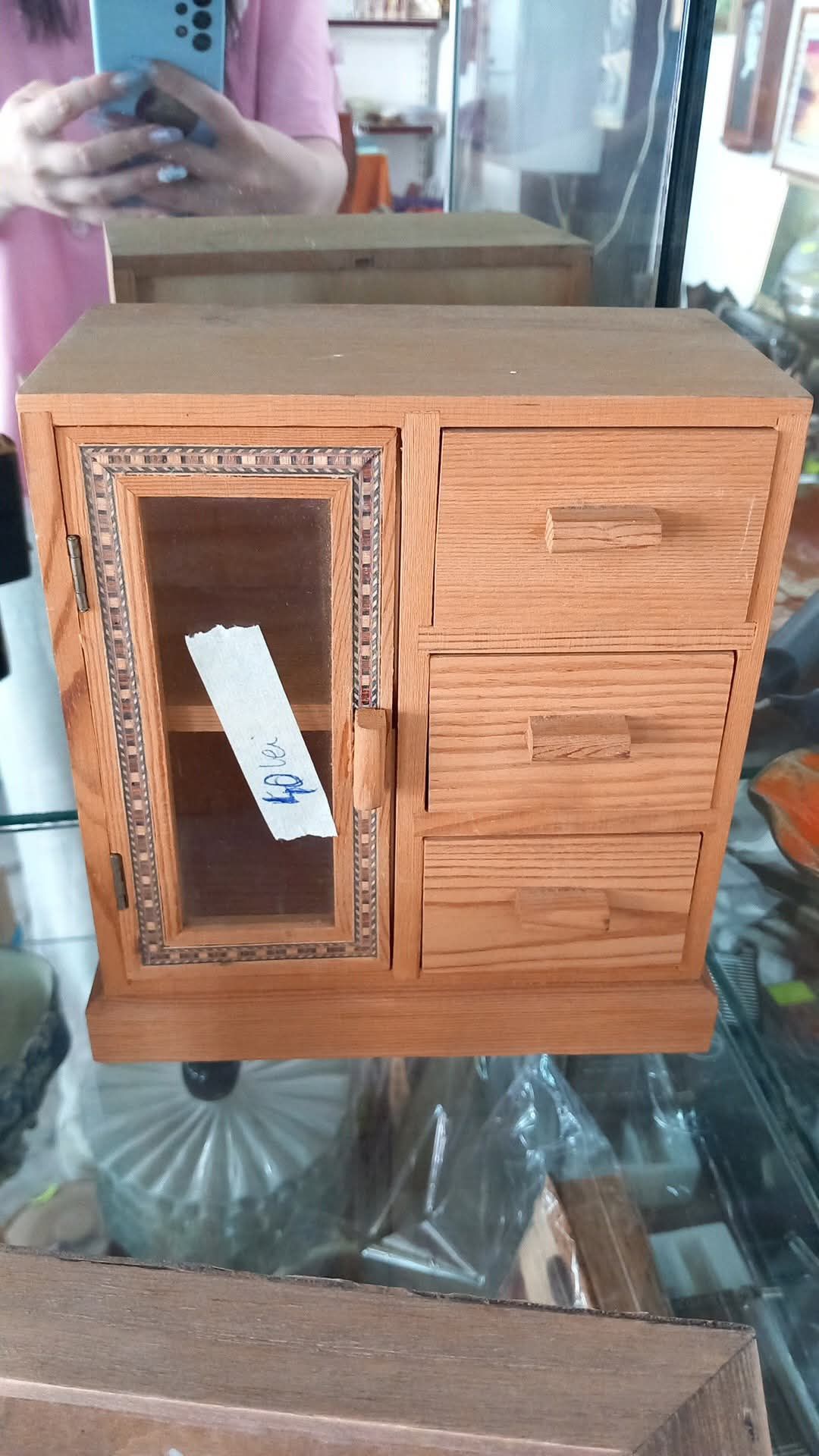 Mini dulap cu sertare