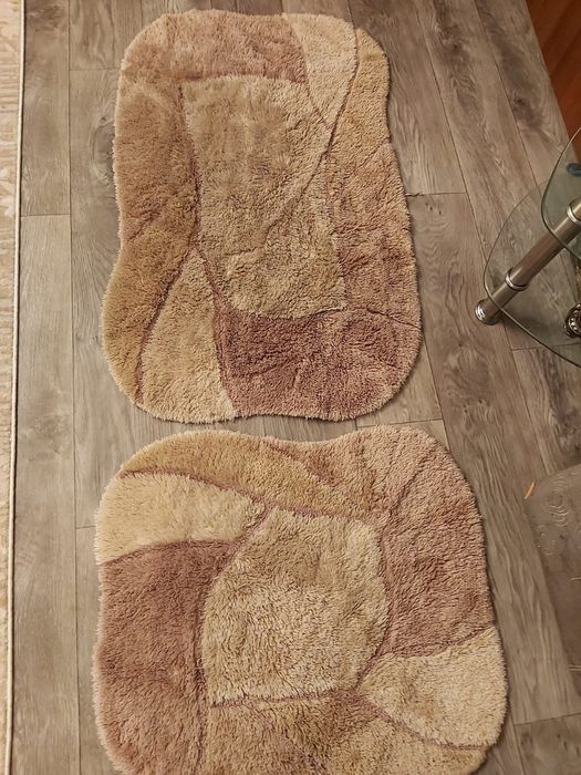 Срочно продам коврики