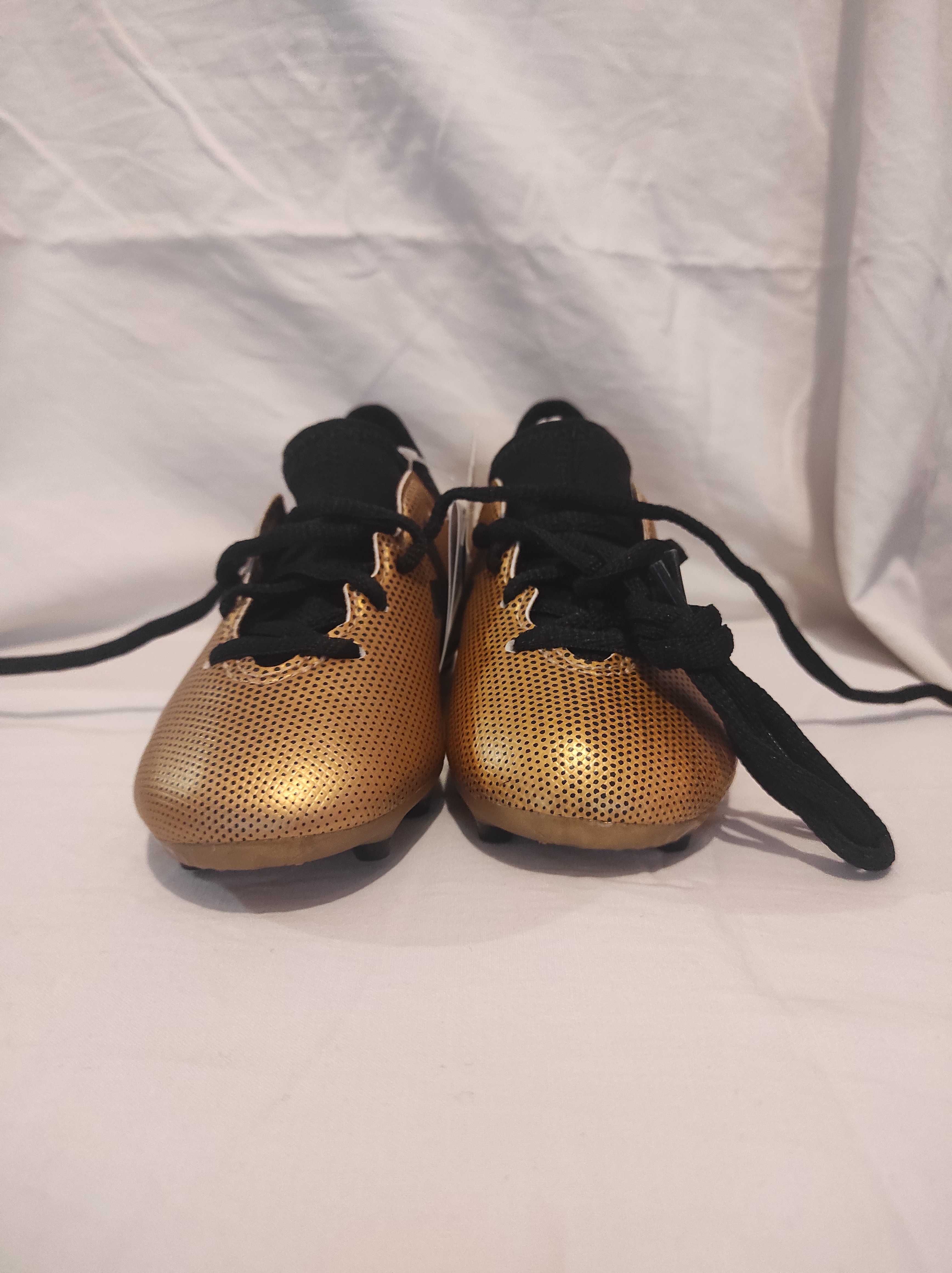 Детски обувки Adidas X, чисто нови, номер 28