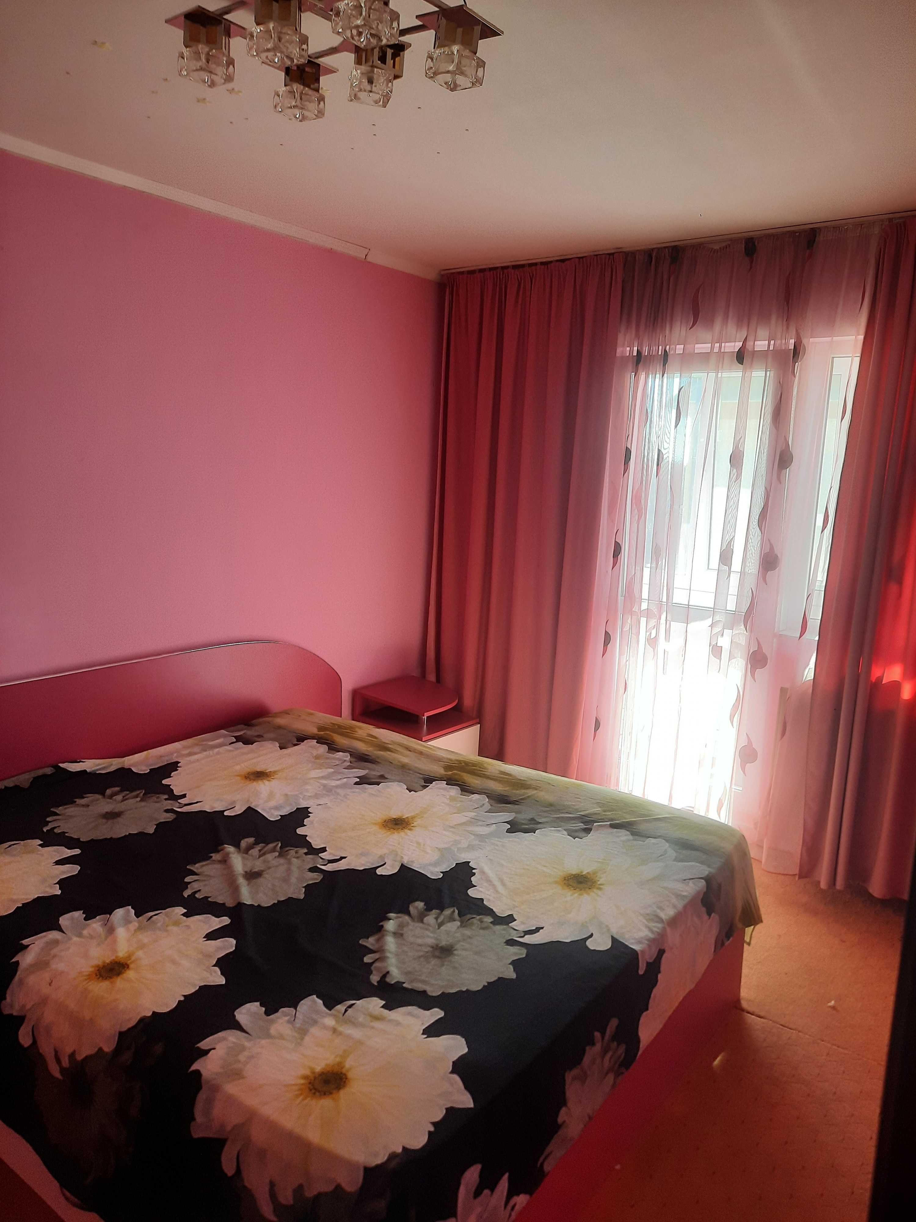 Apartament cu 3 camere