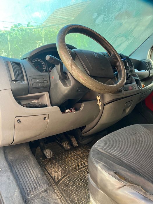 Autoutilitara Peugeot Boxer