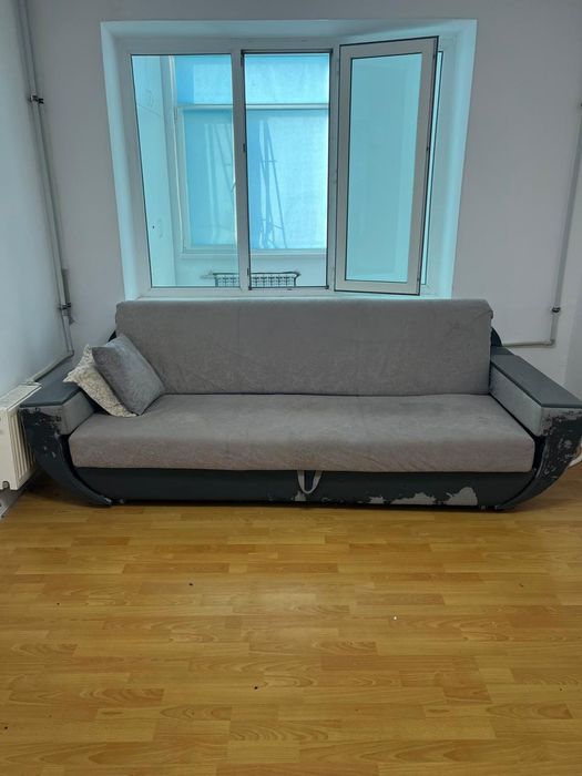 Отдам даром диван