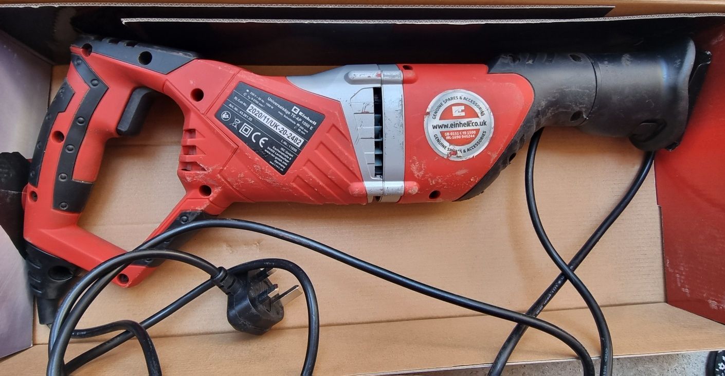 Саблен трион Einhell 1050w