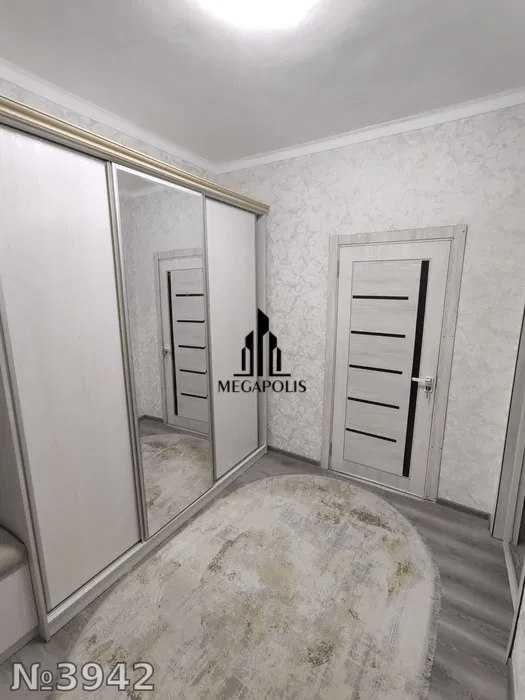 №3942 7 mikr 1 xonali kvartira sotiladi