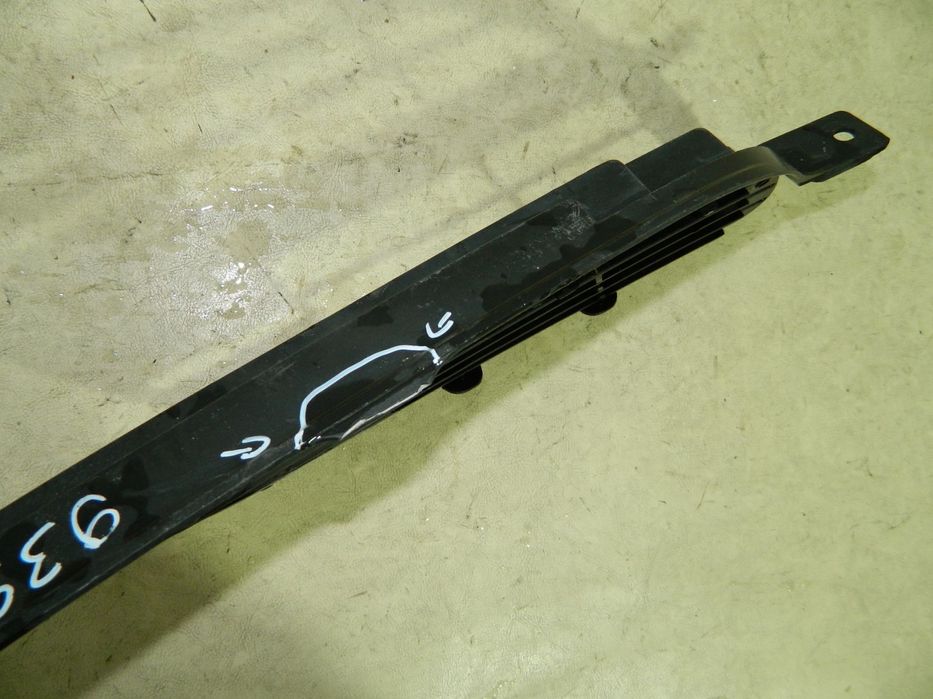 Grila radiator partea stanga, Nissan Almera Tino, 00-06, 62332-BU000