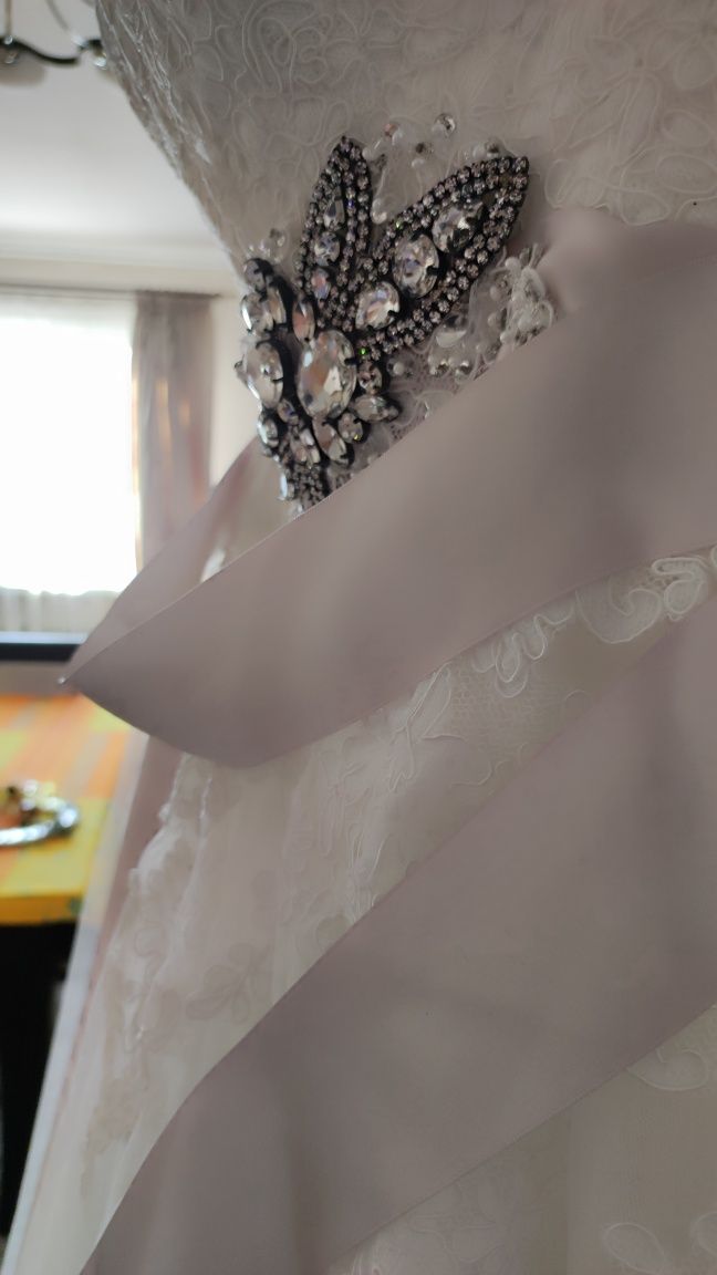Свадебное платье размер 42 (размер S)