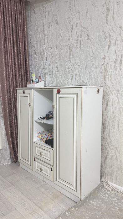 Продам комод, вместительный