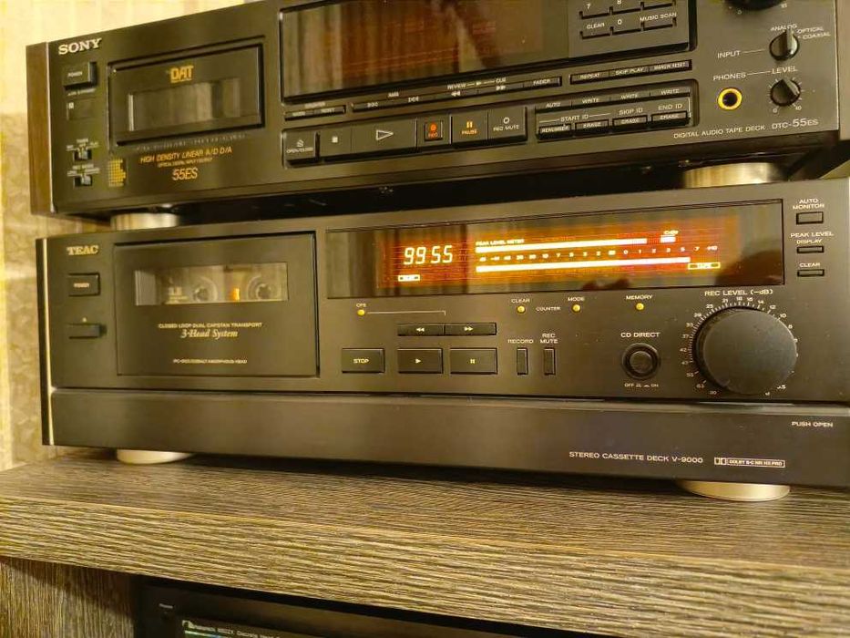 Кассетная дека Teac V-9000
