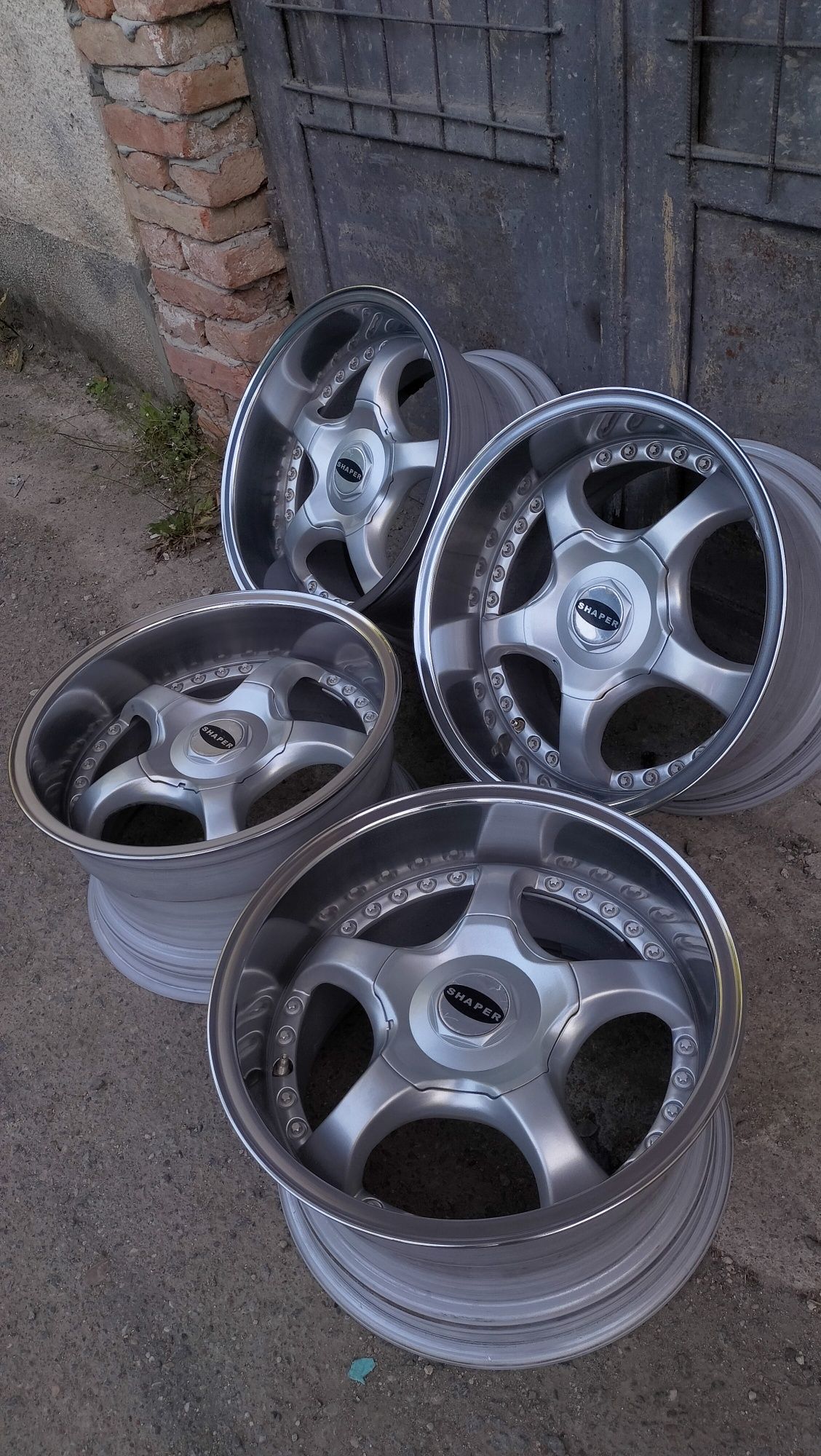 Jante 4x100 R16 în două lățimi
