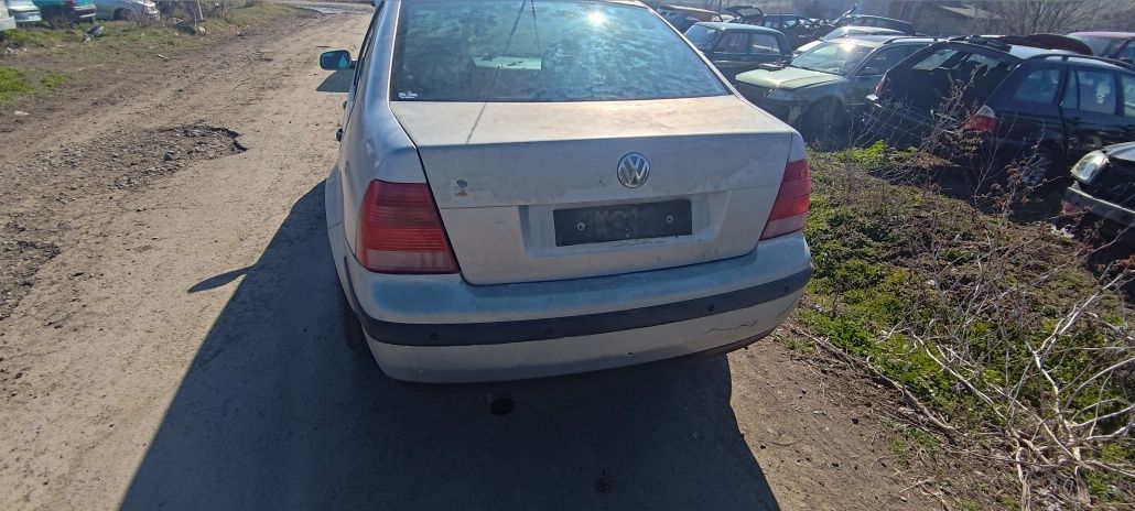 Vw bora 1.6i 101 на части