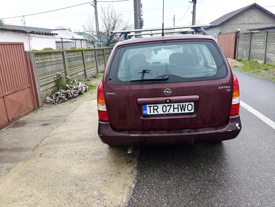 Opel Astra G break 1.6 benzină