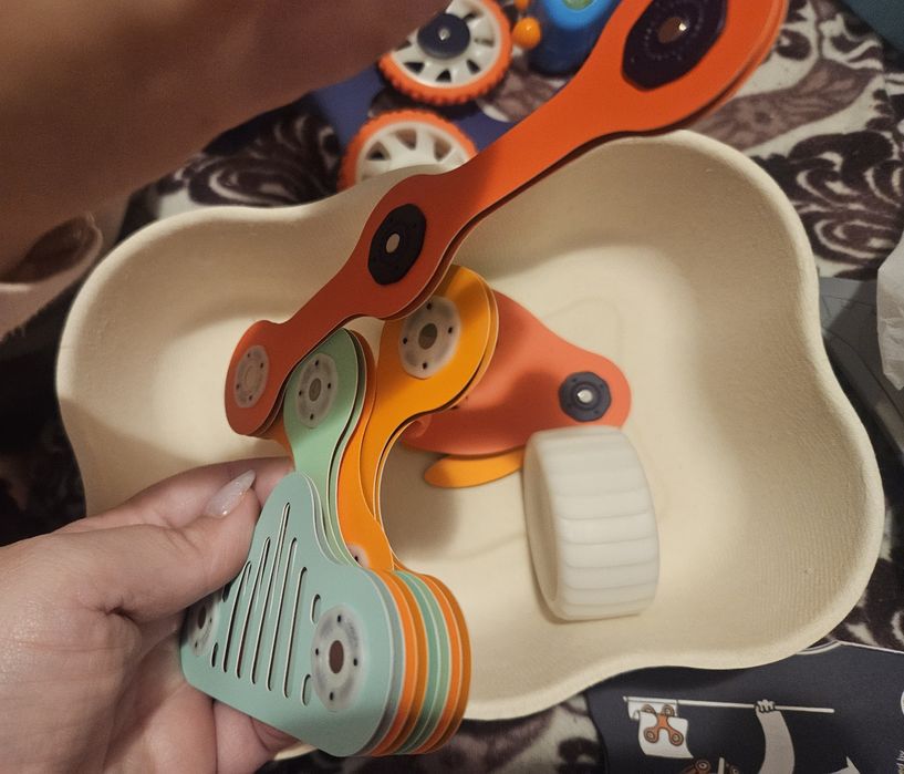 Clixo 30 piese, in stare buna