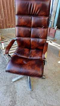 Офисная кресло кожа