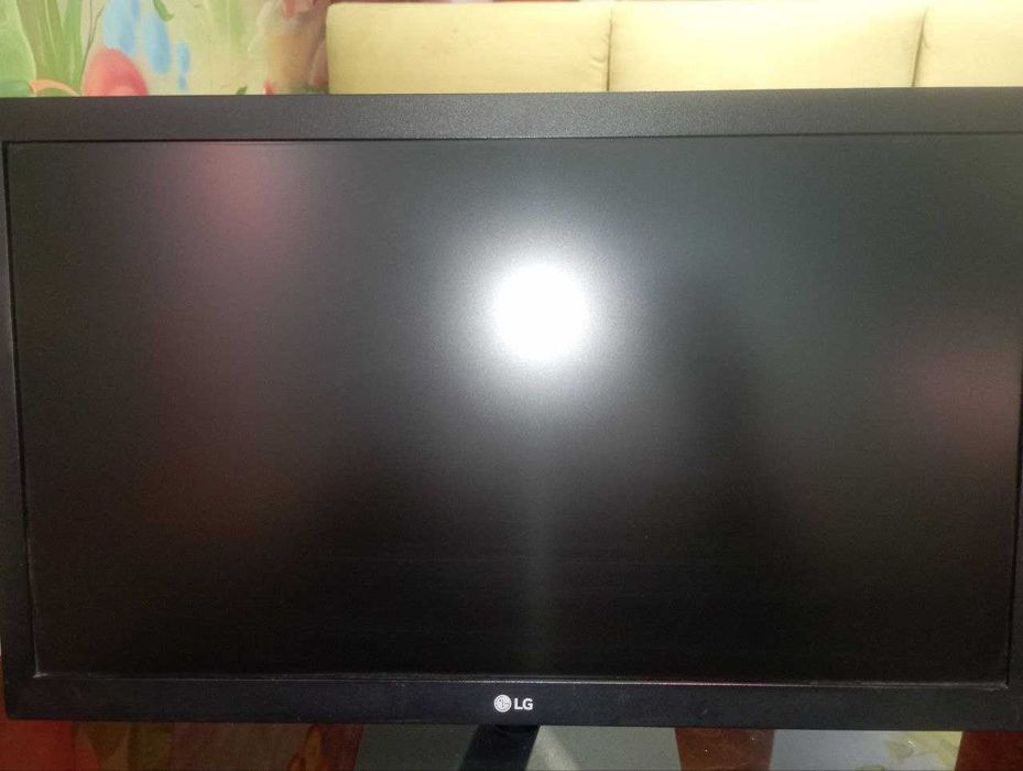 Продается Мониторы 21