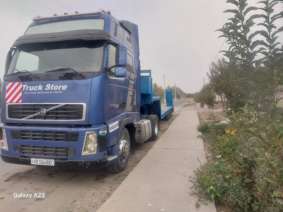 Traler kaplek sotladi narxini kelishamiz.