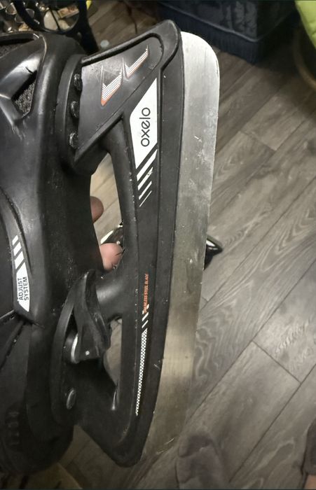 2 perechi de patine oxelo marimea 29-32