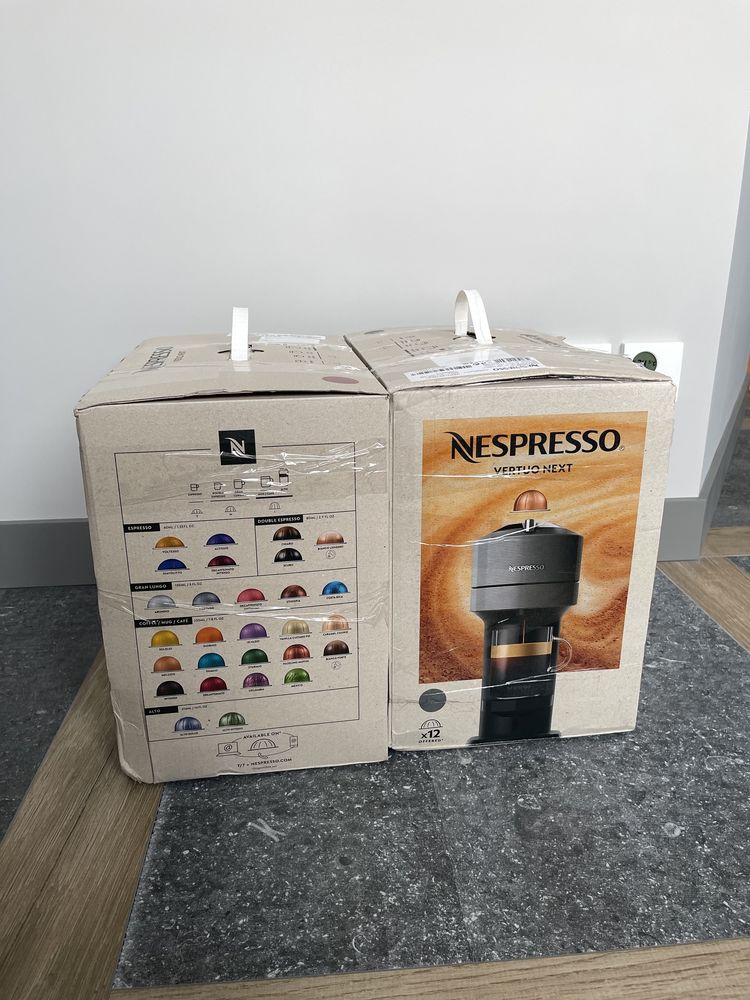 Продам кофемашину Nespresso Vertuo