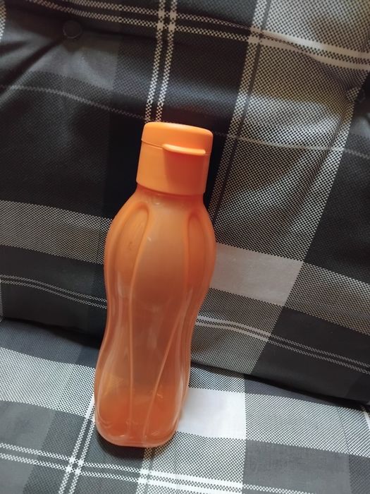 Sticlă eco Tupperware