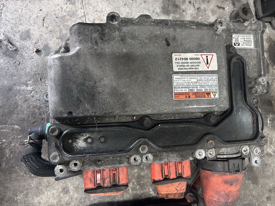 Invertor Toyota Auris Hybrid