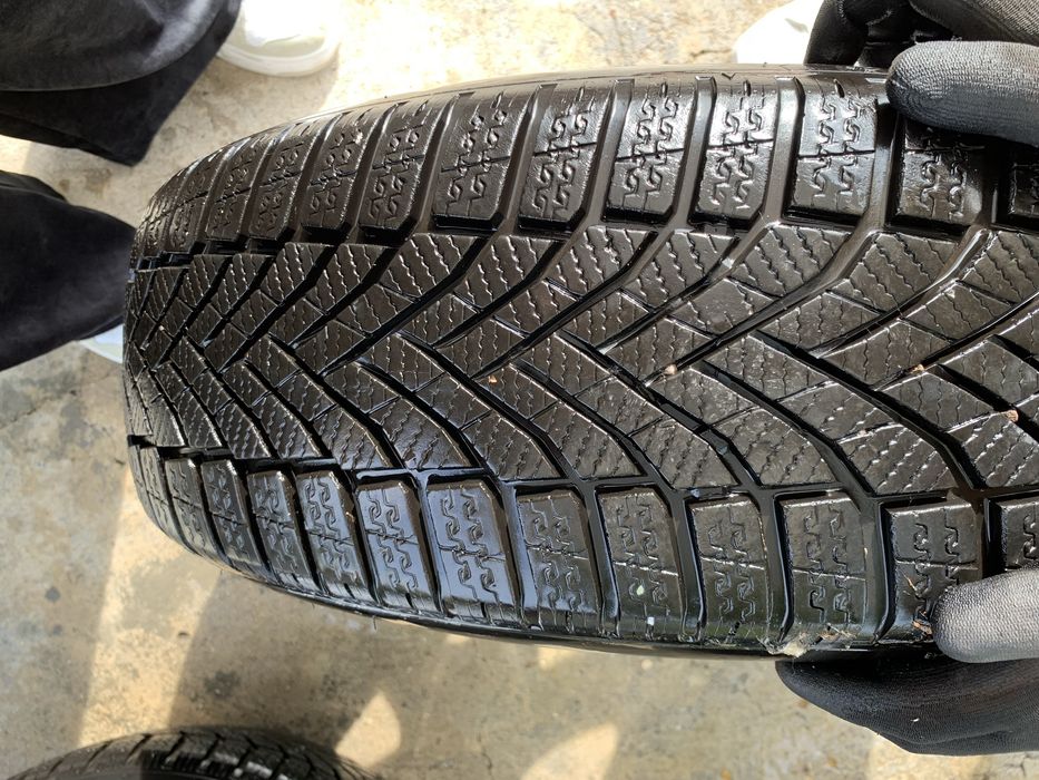 Комплект нови зимни гуми 215/65/16 Falken M+S