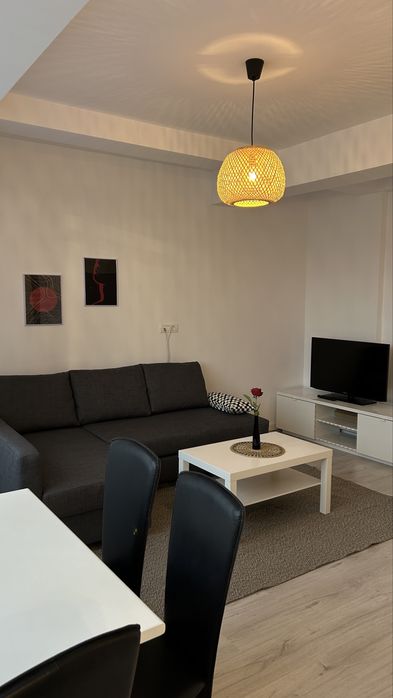 Inchiriez apartament 2 camere zona sebastian