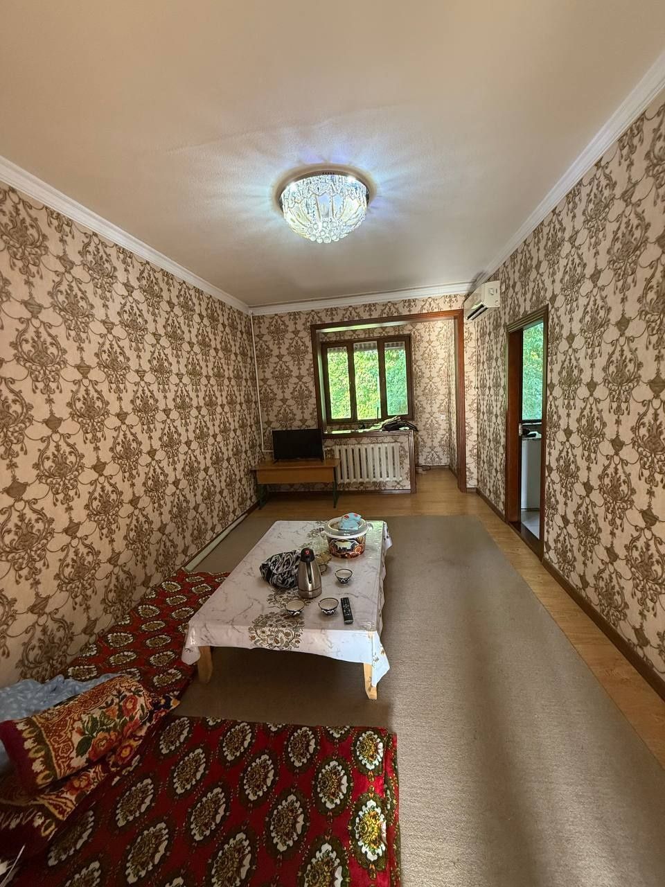 10 квартал
 Ориентир: Корзинка Кохинур, 19 дом, 30 квартира

 3-комнат