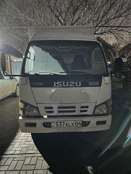 Продам срочно исузу ISUZU торг есть