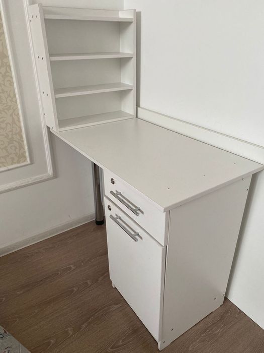 Стол для маникюра