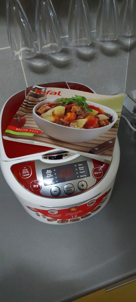 Multikooker - Tefal 12 în 1 aparat de gătit.