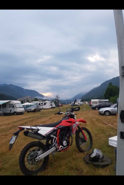 Swm r125rs 680km vand/schimb cu adventure