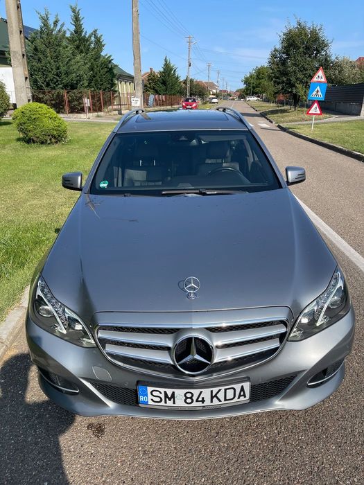Mercedes-Benz E Stare perfecta , km reali 151000