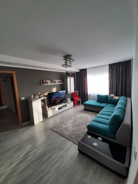 Apartament renovat 4 camere Micro 16