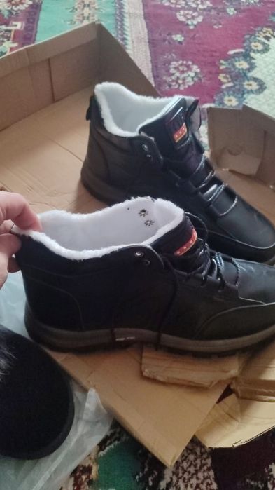 Ботинки зимние размер 46-47 новые