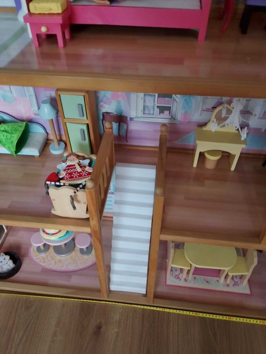 Kidkraft Дървена къща за кукли