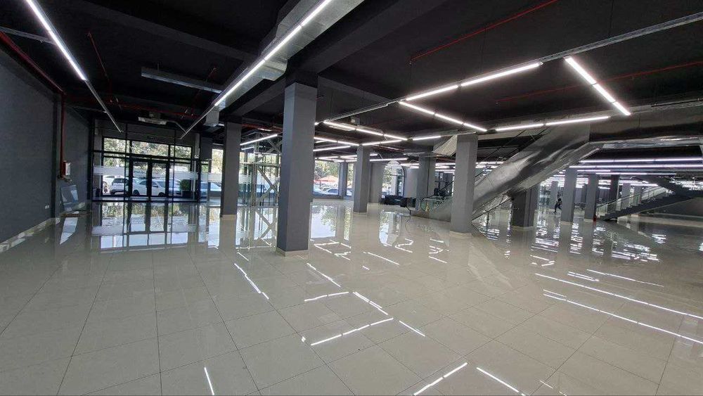 Помещение open spase в БЦ на МКАД м.Пушкина 1-этаж 1760 м² рем 1-линия
