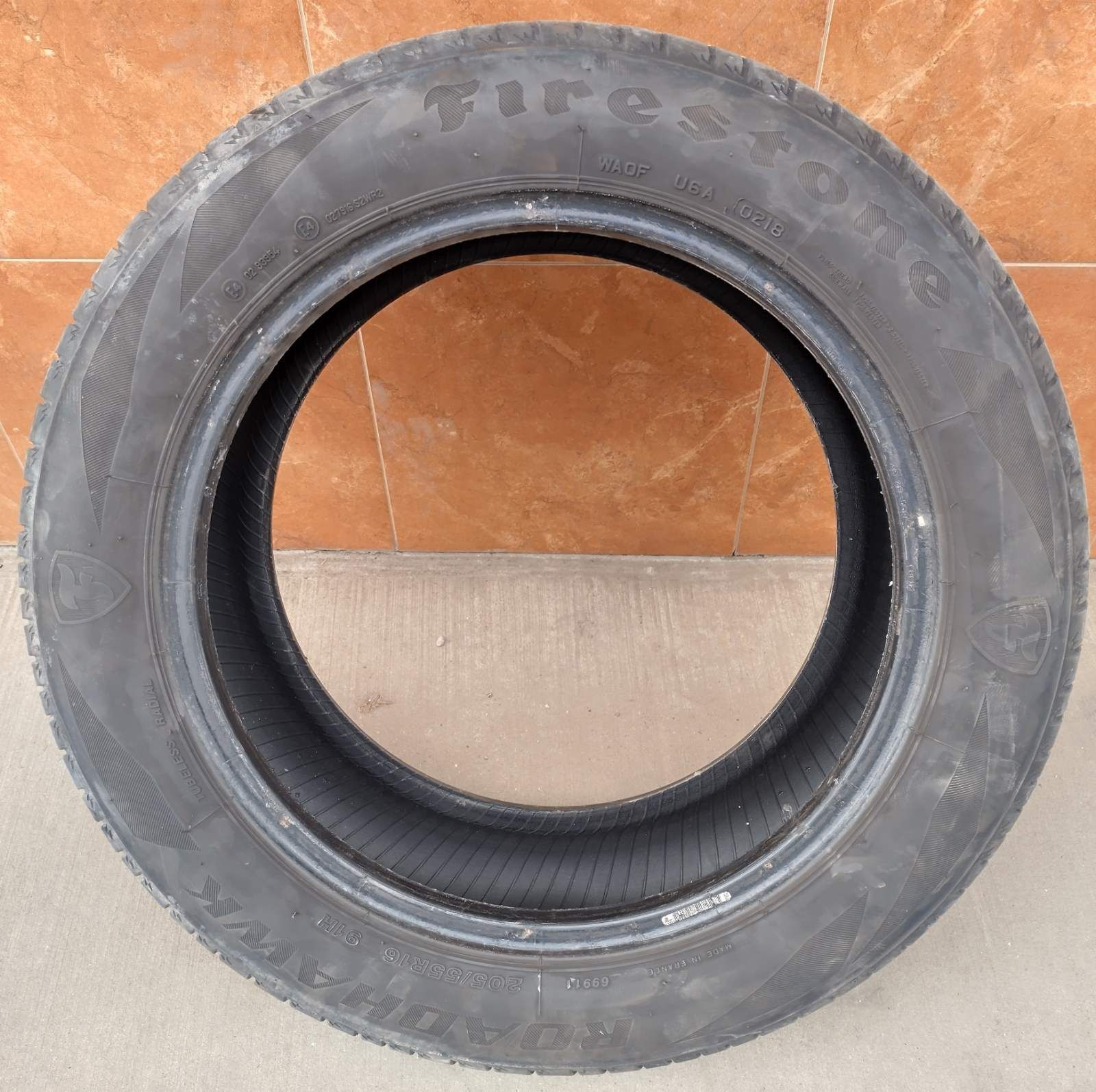 16 цола Гума Firestone Roadhawk 205 55 16