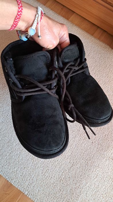 Обувки велур ,черни UGG 38 номер
