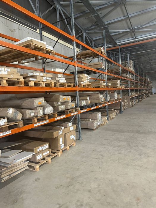 Rafturi metalice pentru depozitare