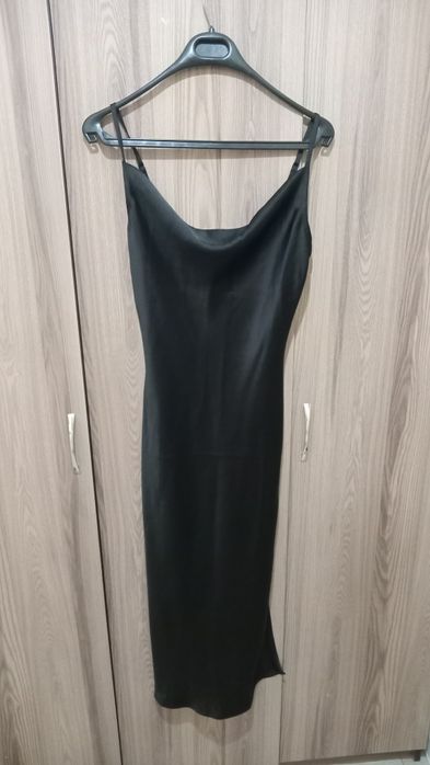 Продам платье 3000