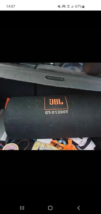 Stație cu subwoofer