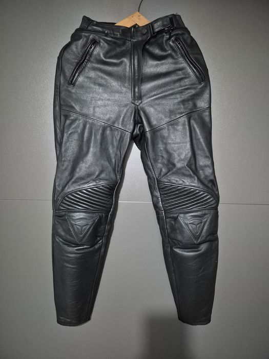 Pantaloni moto piele Dainese mărimea 46 (S-M)