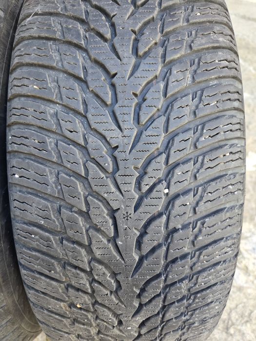 2 зимни гуми Nokian 215/60/R17