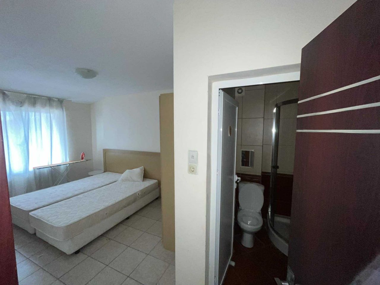 Продава се Тристаен апартамент в Велико Търново, Акация - 91 кв.м за 869 €/кв.м - Снимка #2