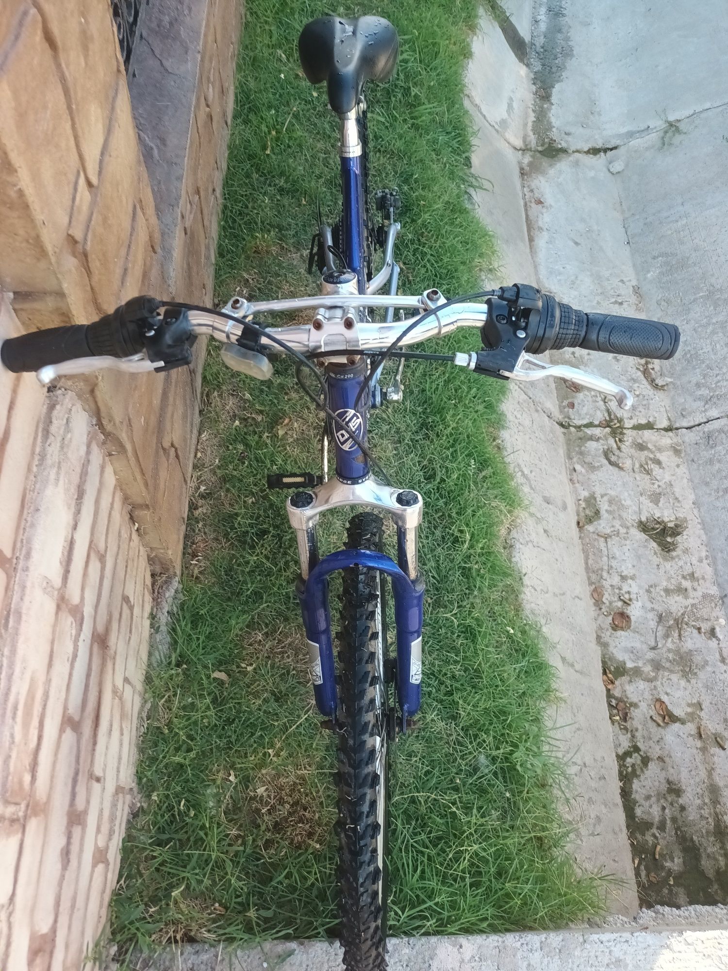 Bicicleta dhs full suspension